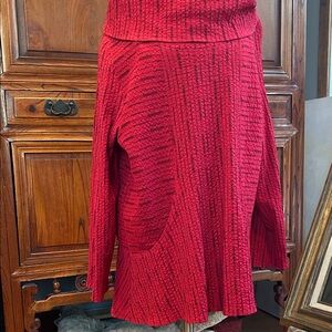 Habitat Red Textured Women's Top #37